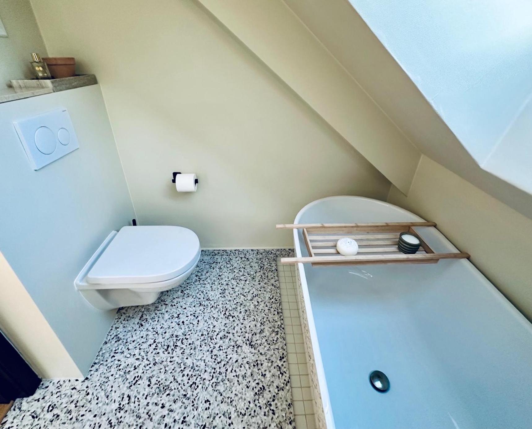 Urban Rooftop With Panoramic Sea View - Free Parking * Tromsø